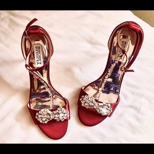 NWOT Badgley Mischka - Red Jewel Satin Heel Size 8